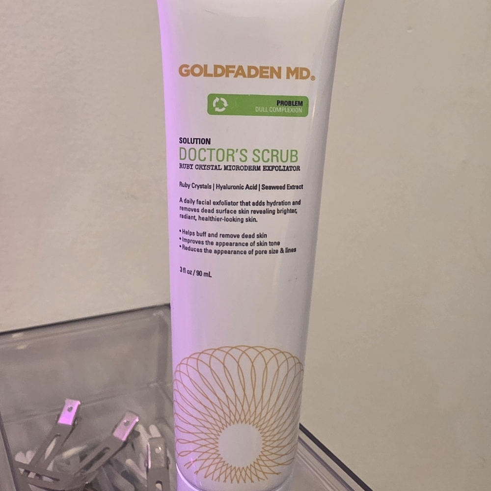 Doctor's Scrub - White Exfoliator